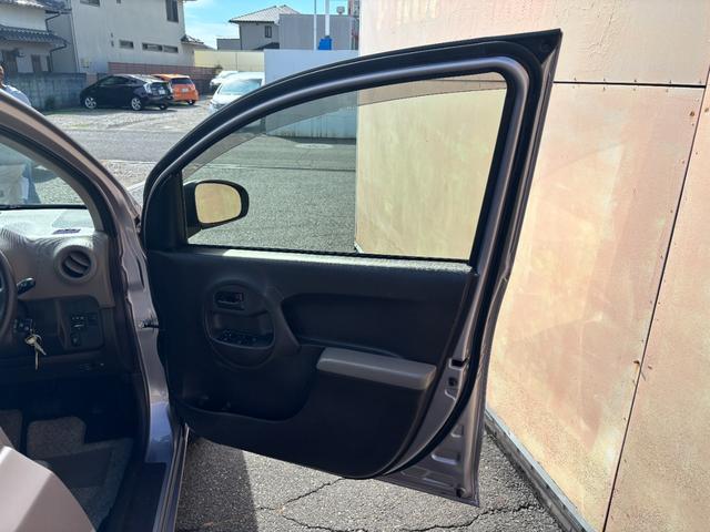 パッソ Ｘ　純正ＳＤナビ　ＥＴＣ車載器　Ｂｌｕｅｔｏｏｔｈオーディオ　ＣＤ再生　地デジＴＶ（51枚目）