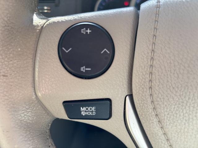 アイシス Ｇ　電動スライドドア　純正ＳＤナビ　バックカメラ　Ｂｌｕｅｔｏｏｔｈオーディオ　ＣＤ再生　ＤＶＤ再生　ＥＴＣ車載器　ＨＩＤヘッドライト　フォグランプ　取説書　スマートキー×２（38枚目）