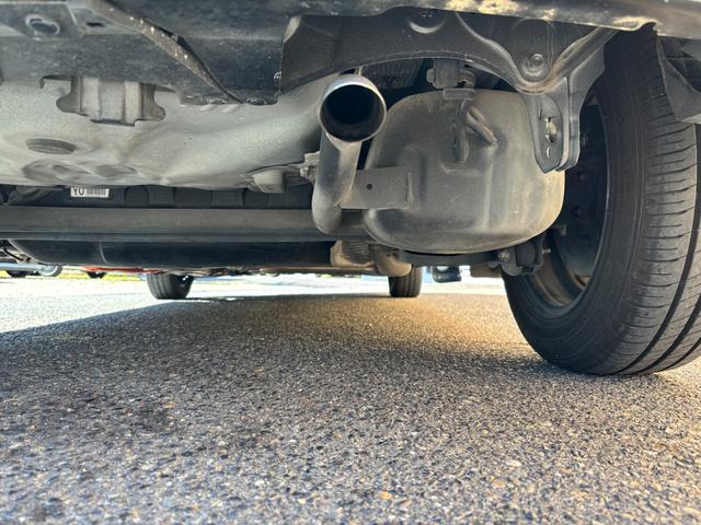 アクア Ｓ　ワンオーナー　禁煙車　スマートキー×２　取説書　保証書　記録簿　ケンウッドＳＤナビ　ＣＤ再生　ＤＶＤ再生　Ｂｌｕｅｔｏｏｔｈオーディオ　ワンセグＴＶ　ＥＴＣ車載器（56枚目）