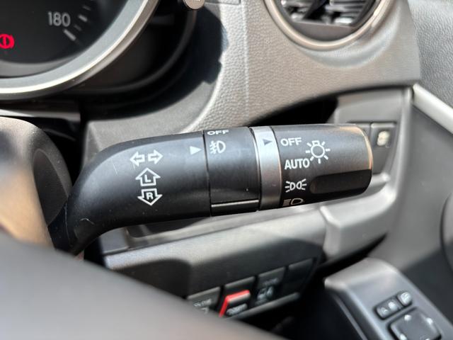 プレマシー ２０Ｓ　純正ｐｉｏｎｅｅｒナビ　Ｂｌｕｅｔｏｏｔｈオーディオ　地デジ　　フルセグ　ＥＴＣ車載器　ＣＤ　ＤＶＤ再生　両側電動スライドドア　ハーフレザーシート　ＨＩＤヘッドライト　スマートキー×２　３列シート（34枚目）
