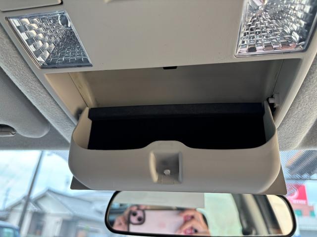 プレマシー ２０Ｓ　純正ｐｉｏｎｅｅｒナビ　Ｂｌｕｅｔｏｏｔｈオーディオ　地デジ　　フルセグ　ＥＴＣ車載器　ＣＤ　ＤＶＤ再生　両側電動スライドドア　ハーフレザーシート　ＨＩＤヘッドライト　スマートキー×２　３列シート（53枚目）