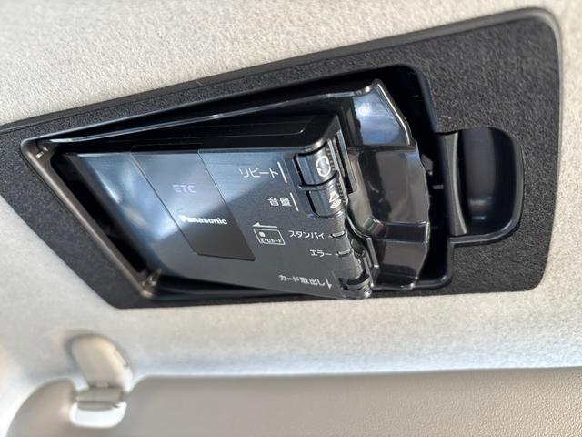 プレマシー ２０Ｓ　純正ｐｉｏｎｅｅｒナビ　Ｂｌｕｅｔｏｏｔｈオーディオ　地デジ　　フルセグ　ＥＴＣ車載器　ＣＤ　ＤＶＤ再生　両側電動スライドドア　ハーフレザーシート　ＨＩＤヘッドライト　スマートキー×２　３列シート（56枚目）