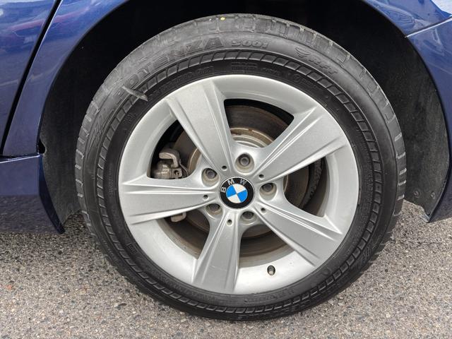 1シリーズ 118d スポーツ 純正HDDナビ Bluetoothオーディオ バックモニター CD再生 DVD再生 ETC車載器 ドライブレコーダー LEDヘッドライト オートライト アイドリングストップ(20枚目)