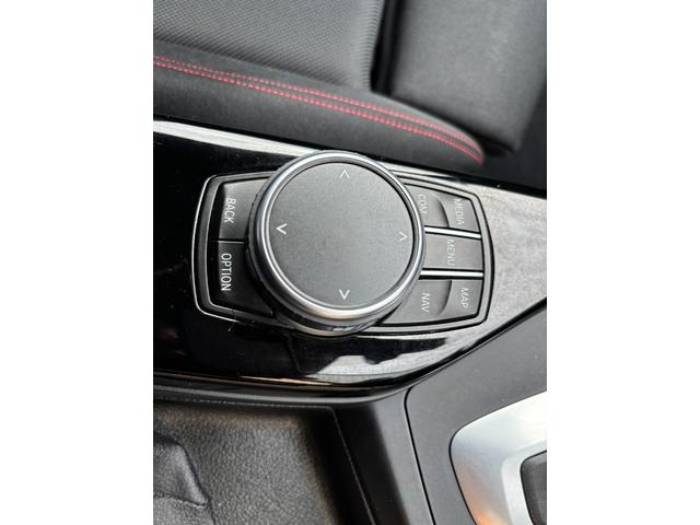 1シリーズ 118d スポーツ 純正HDDナビ Bluetoothオーディオ バックモニター CD再生 DVD再生 ETC車載器 ドライブレコーダー LEDヘッドライト オートライト アイドリングストップ(50枚目)