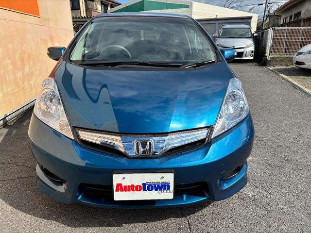 フィットシャトルハイブリッド ハイブリッド・ナビプレミアムセレクション 純正HDDナビ 地デジTV ワンセグ バックカメラ クルーズコントロール CD再生 DVD再生 ETC車載器 ハーフレザーシート(2枚目)