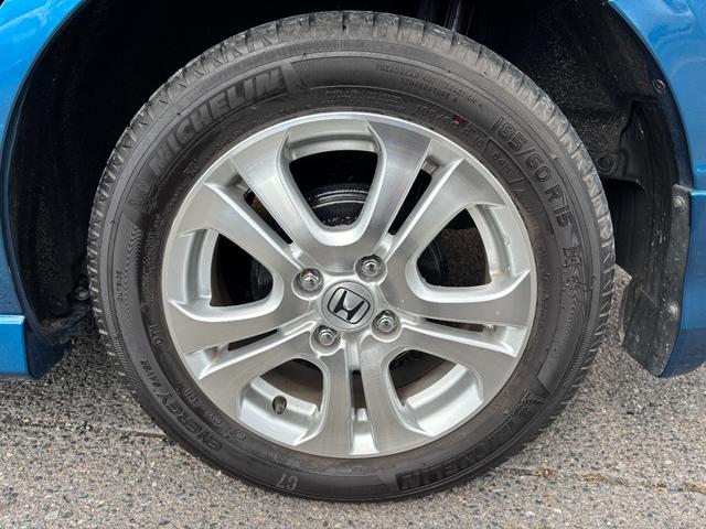 フィットシャトルハイブリッド ハイブリッド・ナビプレミアムセレクション 純正HDDナビ 地デジTV ワンセグ バックカメラ クルーズコントロール CD再生 DVD再生 ETC車載器 ハーフレザーシート(13枚目)