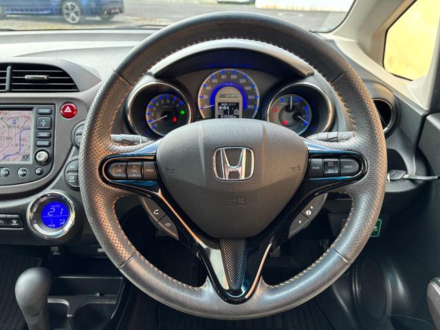 フィットシャトルハイブリッド ハイブリッド・ナビプレミアムセレクション 純正HDDナビ 地デジTV ワンセグ バックカメラ クルーズコントロール CD再生 DVD再生 ETC車載器 ハーフレザーシート(24枚目)