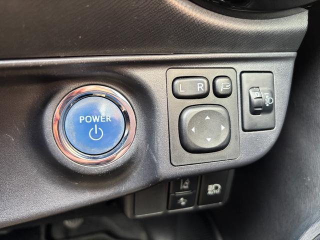 アクア Sスタイルブラック トヨタセーフティーセンス CD再生 スマートキー オートライト(21枚目)