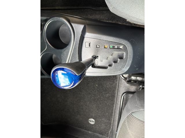 アクア Sスタイルブラック トヨタセーフティーセンス CD再生 スマートキー オートライト(29枚目)