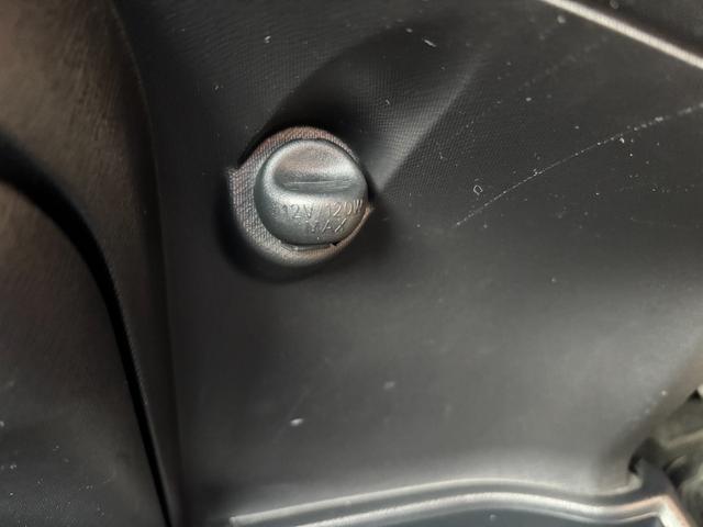 アクア Sスタイルブラック トヨタセーフティーセンス CD再生 スマートキー オートライト(31枚目)