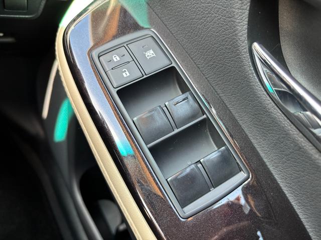 この度は当店のお車をご覧になっていただき、誠にありがとうございます。ぜひじっくりとご検討下さい。気軽にお問合せ・お見積りお待ちしております。