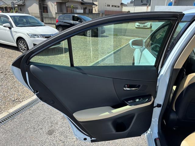 ご覧いただきありがとうございます♪気になったお車がありましたらお気軽にお電話をください♪