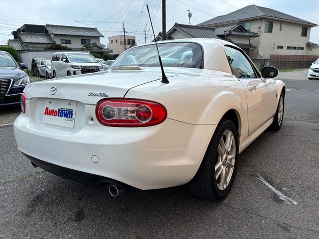 ロードスター VS RHT 電動オープン 本革シート シートヒーター 社外SDナビ Bluetoothオーディオ 地デジ フルセグTV ETC車載器 HIDヘッドライト スマートキー×2(2枚目)