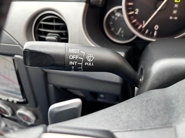 ロードスター VS RHT 電動オープン 本革シート シートヒーター 社外SDナビ Bluetoothオーディオ 地デジ フルセグTV ETC車載器 HIDヘッドライト スマートキー×2(27枚目)