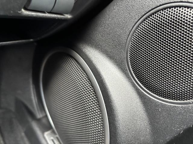 ロードスター VS RHT 電動オープン 本革シート シートヒーター 社外SDナビ Bluetoothオーディオ 地デジ フルセグTV ETC車載器 HIDヘッドライト スマートキー×2(32枚目)