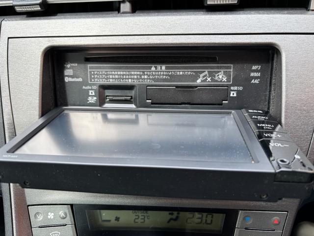 プリウスＰＨＶ Ｓ　充電ケーブル付き！！　純正ＳＤナビ　バックモニター　地デジＴＶ　ＢＴオーディオ　ＥＴＣ車載器　ＨＩＤヘッドライト　ヒートシーター　キーレス　スマートキー×２　取説書（39枚目）