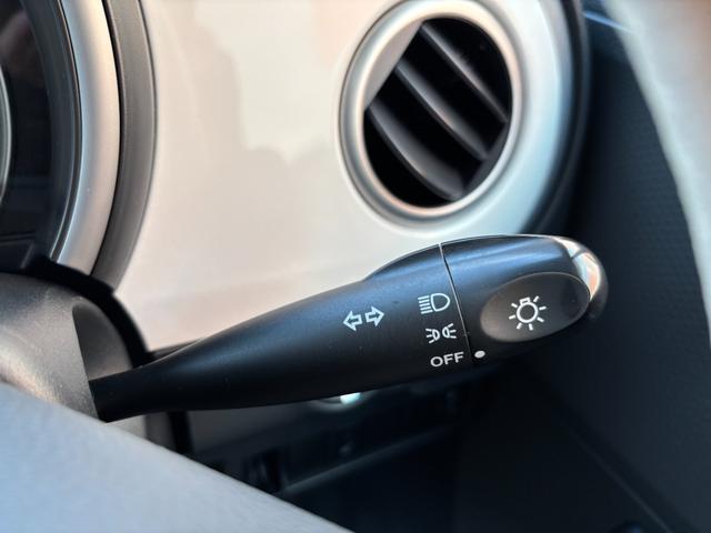 アルトラパン リミテッド (点検整備/車検2年/保証付き)(実走行63,800キロ)(ETC車載器)(スマートキー・プッシュスタート)(シートヒーター)(CD再生)(電動格納ドアミラー)(ベンチシート)(車輛取説)(31枚目)