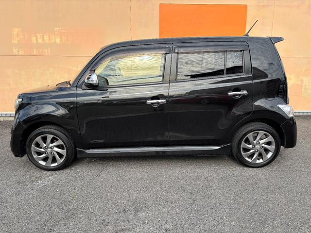 ｂＢ Ｓ　煌　１１スピーカーサラウンドシステム　純正イルミネーション　ＳＤナビ　バックカメラ　Ｂｌｕｅｔｏｏｔｈオーディオ　ＣＤ再生　ＤＶＤ再生　地デジ　フルセグＴＶ　ＥＴＣ車載器　ＨＩＤヘッドライト　革ハンドル（8枚目）