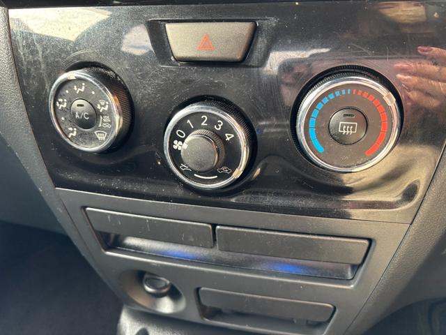 ｂＢ Ｓ　煌　１１スピーカーサラウンドシステム　純正イルミネーション　ＳＤナビ　バックカメラ　Ｂｌｕｅｔｏｏｔｈオーディオ　ＣＤ再生　ＤＶＤ再生　地デジ　フルセグＴＶ　ＥＴＣ車載器　ＨＩＤヘッドライト　革ハンドル（48枚目）