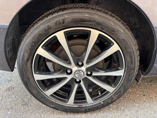 アクア Ｇブラックソフトレザーセレクション　純正ＳＤナビ　Ｂｌｕｅｔｏｏｔｈオーディオバック　モニター　地デジ　フルセグＴＶ　ＣＤ再生　ＤＶＤ再生　ＥＴＣ車載器　スマートキー×２　１６インチ社外アルミホイール（21枚目）