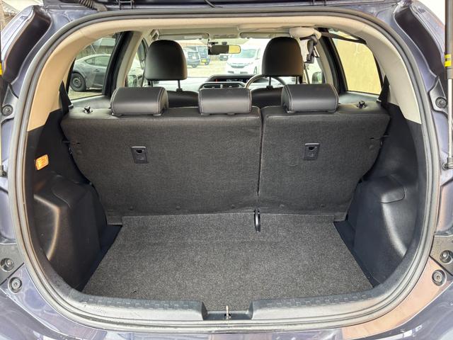 アクア Ｇブラックソフトレザーセレクション　純正ＳＤナビ　Ｂｌｕｅｔｏｏｔｈオーディオバック　モニター　地デジ　フルセグＴＶ　ＣＤ再生　ＤＶＤ再生　ＥＴＣ車載器　スマートキー×２　１６インチ社外アルミホイール（33枚目）