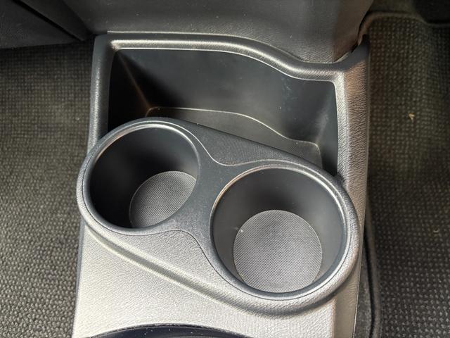 アクア Ｇブラックソフトレザーセレクション　純正ＳＤナビ　Ｂｌｕｅｔｏｏｔｈオーディオバック　モニター　地デジ　フルセグＴＶ　ＣＤ再生　ＤＶＤ再生　ＥＴＣ車載器　スマートキー×２　１６インチ社外アルミホイール（53枚目）