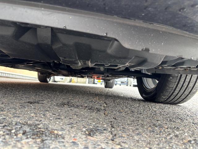 アクア Ｇブラックソフトレザーセレクション　純正ＳＤナビ　Ｂｌｕｅｔｏｏｔｈオーディオバック　モニター　地デジ　フルセグＴＶ　ＣＤ再生　ＤＶＤ再生　ＥＴＣ車載器　スマートキー×２　１６インチ社外アルミホイール（71枚目）