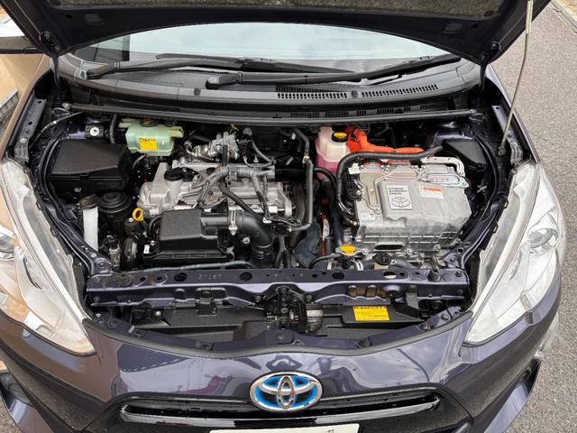 アクア Ｇブラックソフトレザーセレクション　純正ＳＤナビ　Ｂｌｕｅｔｏｏｔｈオーディオバック　モニター　地デジ　フルセグＴＶ　ＣＤ再生　ＤＶＤ再生　ＥＴＣ車載器　スマートキー×２　１６インチ社外アルミホイール（73枚目）