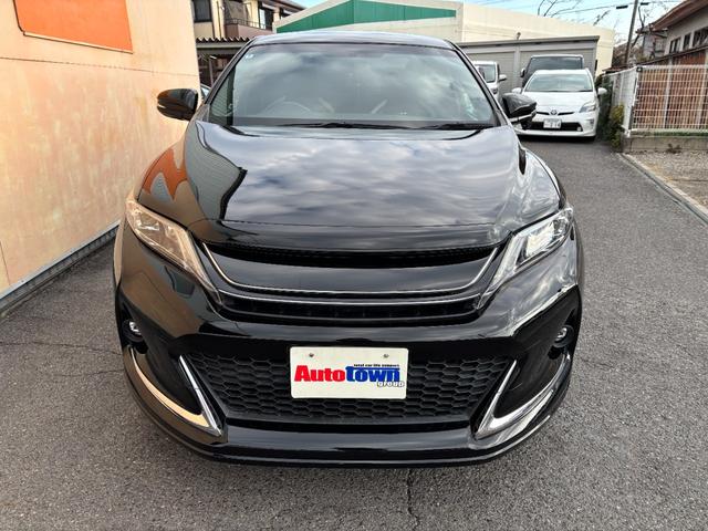 ハリアー エレガンス　Ｇ’ｓ　ワンオーナー　当店買取車両　専用エアロ　アルミホイール　９インチＳＤナビ　地デジ　フルセグ　Ｂｌｕｅｔｏｏｔｈオーディオ　バックモニター　ＣＤ　ＤＶＤ再生　ＥＴＣ車載器　スマートキー×２（7枚目）