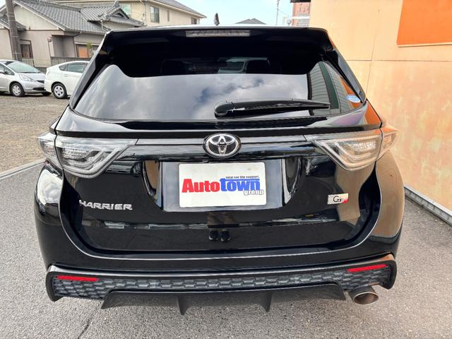 ハリアー エレガンス　Ｇ’ｓ　ワンオーナー　当店買取車両　専用エアロ　アルミホイール　９インチＳＤナビ　地デジ　フルセグ　Ｂｌｕｅｔｏｏｔｈオーディオ　バックモニター　ＣＤ　ＤＶＤ再生　ＥＴＣ車載器　スマートキー×２（10枚目）