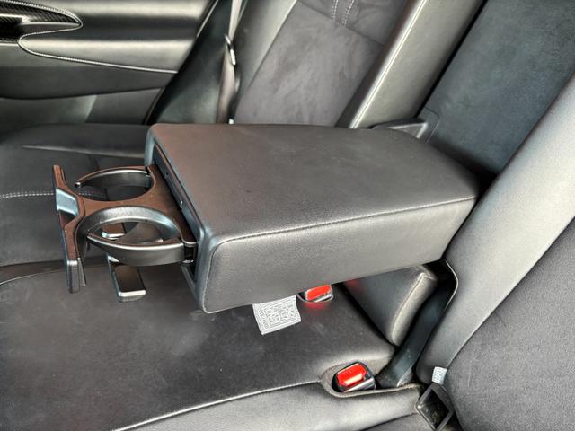 ハリアー エレガンス　Ｇ’ｓ　ワンオーナー　当店買取車両　専用エアロ　アルミホイール　９インチＳＤナビ　地デジ　フルセグ　Ｂｌｕｅｔｏｏｔｈオーディオ　バックモニター　ＣＤ　ＤＶＤ再生　ＥＴＣ車載器　スマートキー×２（30枚目）