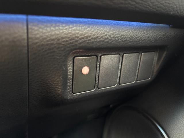 ハリアー エレガンス　Ｇ’ｓ　ワンオーナー　当店買取車両　専用エアロ　アルミホイール　９インチＳＤナビ　地デジ　フルセグ　Ｂｌｕｅｔｏｏｔｈオーディオ　バックモニター　ＣＤ　ＤＶＤ再生　ＥＴＣ車載器　スマートキー×２（42枚目）