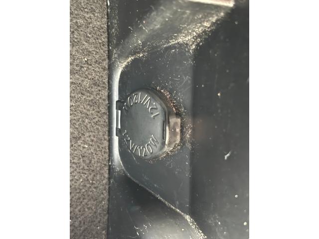 ハリアー エレガンス　Ｇ’ｓ　ワンオーナー　当店買取車両　専用エアロ　アルミホイール　９インチＳＤナビ　地デジ　フルセグ　Ｂｌｕｅｔｏｏｔｈオーディオ　バックモニター　ＣＤ　ＤＶＤ再生　ＥＴＣ車載器　スマートキー×２（54枚目）