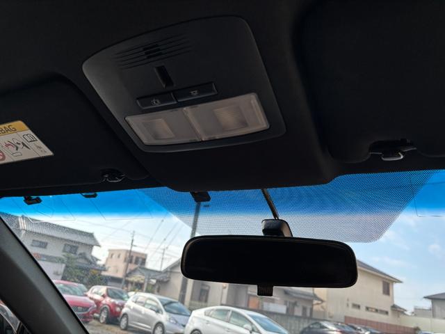 ハリアー エレガンス　Ｇ’ｓ　ワンオーナー　当店買取車両　専用エアロ　アルミホイール　９インチＳＤナビ　地デジ　フルセグ　Ｂｌｕｅｔｏｏｔｈオーディオ　バックモニター　ＣＤ　ＤＶＤ再生　ＥＴＣ車載器　スマートキー×２（58枚目）