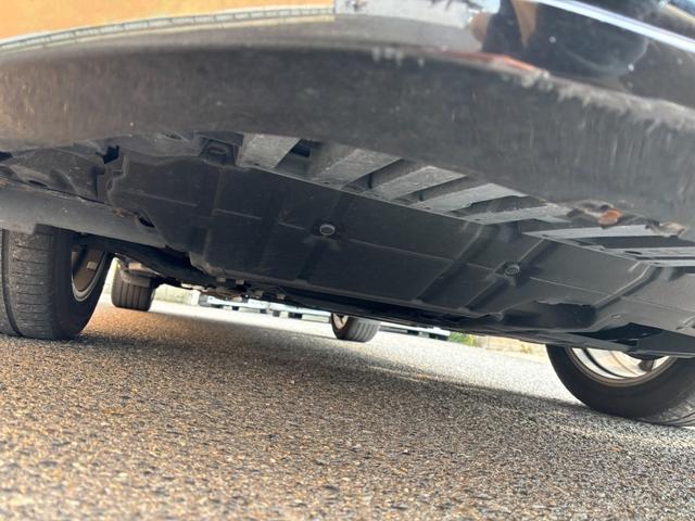 ハリアー エレガンス　Ｇ’ｓ　ワンオーナー　当店買取車両　専用エアロ　アルミホイール　９インチＳＤナビ　地デジ　フルセグ　Ｂｌｕｅｔｏｏｔｈオーディオ　バックモニター　ＣＤ　ＤＶＤ再生　ＥＴＣ車載器　スマートキー×２（67枚目）