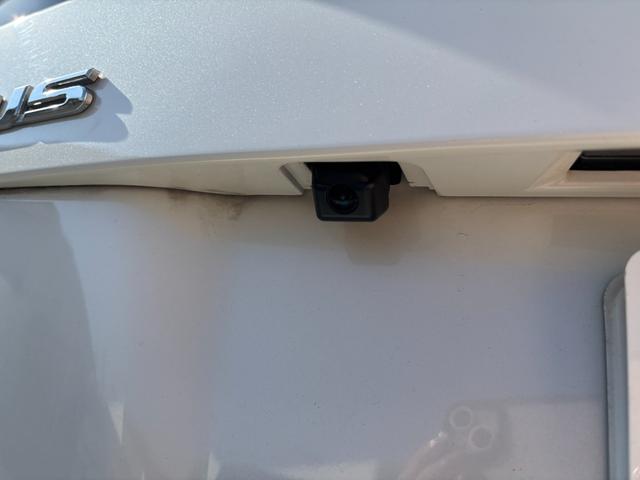 プリウス Ｓ　ワンオーナー　スマートキー×３　記録簿　新車保証書　取説書　純正ナビ　Ｂｌｕｅｔｏｏｔｈオーディオ　バックモニター　ＣＤ　ＤＶＤ再生　ＥＴＣ車載器（22枚目）