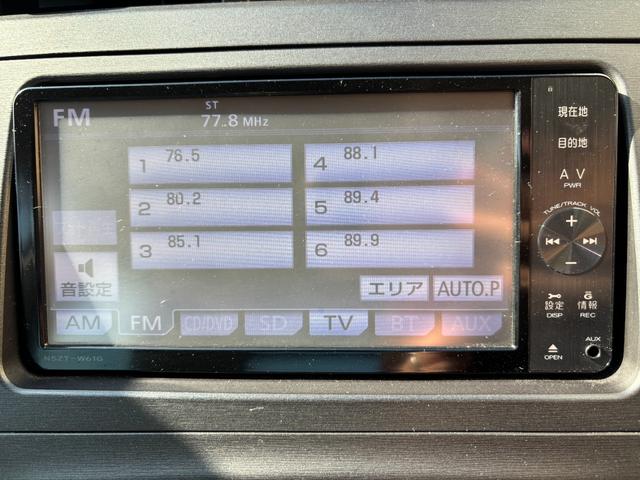 プリウス Ｓ　ワンオーナー　スマートキー×３　記録簿　新車保証書　取説書　純正ナビ　Ｂｌｕｅｔｏｏｔｈオーディオ　バックモニター　ＣＤ　ＤＶＤ再生　ＥＴＣ車載器（42枚目）