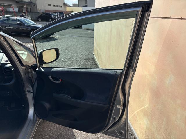 ２年間走行距離無制限保証取扱あり♪修理回数無制限・全国の認証工場で対応できます。