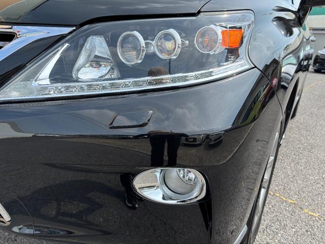 ＲＸ ＲＸ４５０ｈ　バージョンＬ　本革シート　シートベンチレーター　電動シート　ステアリングヒーター　純正ウッドハンドル　ＬＥＤヘッドライト　純正ナビ　バックモニター　サイドビューモニター　Ｂｌｕｅｔｏｏｔｈオーディオ　ＥＴＣ車載器（12枚目）