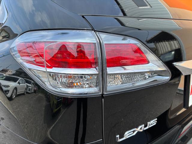 ＲＸ ＲＸ４５０ｈ　バージョンＬ　本革シート　シートベンチレーター　電動シート　ステアリングヒーター　純正ウッドハンドル　ＬＥＤヘッドライト　純正ナビ　バックモニター　サイドビューモニター　Ｂｌｕｅｔｏｏｔｈオーディオ　ＥＴＣ車載器（13枚目）
