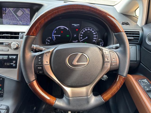 ＲＸ ＲＸ４５０ｈ　バージョンＬ　本革シート　シートベンチレーター　電動シート　ステアリングヒーター　純正ウッドハンドル　ＬＥＤヘッドライト　純正ナビ　バックモニター　サイドビューモニター　Ｂｌｕｅｔｏｏｔｈオーディオ　ＥＴＣ車載器（31枚目）