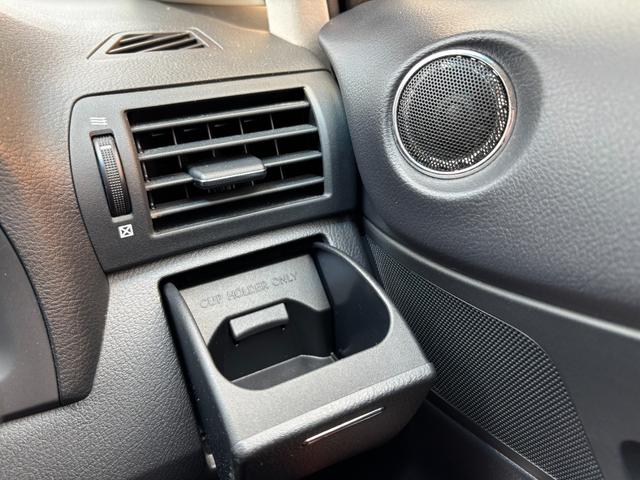 ＲＸ ＲＸ４５０ｈ　バージョンＬ　本革シート　シートベンチレーター　電動シート　ステアリングヒーター　純正ウッドハンドル　ＬＥＤヘッドライト　純正ナビ　バックモニター　サイドビューモニター　Ｂｌｕｅｔｏｏｔｈオーディオ　ＥＴＣ車載器（37枚目）