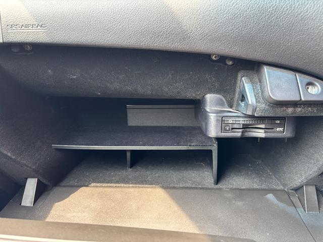 ＲＸ ＲＸ４５０ｈ　バージョンＬ　本革シート　シートベンチレーター　電動シート　ステアリングヒーター　純正ウッドハンドル　ＬＥＤヘッドライト　純正ナビ　バックモニター　サイドビューモニター　Ｂｌｕｅｔｏｏｔｈオーディオ　ＥＴＣ車載器（60枚目）