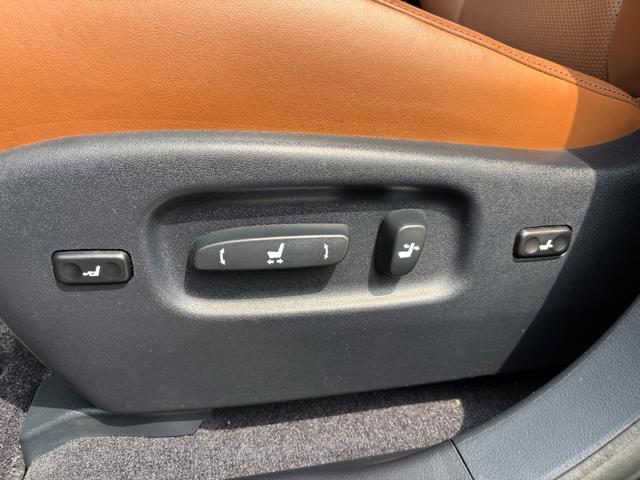 ＲＸ ＲＸ４５０ｈ　バージョンＬ　本革シート　シートベンチレーター　電動シート　ステアリングヒーター　純正ウッドハンドル　ＬＥＤヘッドライト　純正ナビ　バックモニター　サイドビューモニター　Ｂｌｕｅｔｏｏｔｈオーディオ　ＥＴＣ車載器（73枚目）