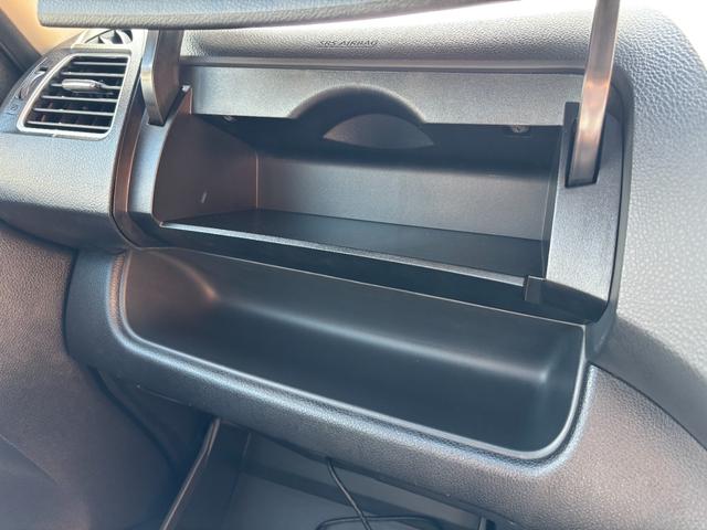 セレナ ハイウェイスター S-ハイブリッド Vセレクション クリアランスソナー 両側電動スライドドア ドライブレコーダー ケンウッドSDナビ バックカメラ Bluetoothオーディオ CD再生 DVD再生 地デジ フルセグTV ETC車載器(33枚目)