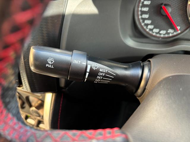 86 GT 6速マニュアル車(点検整備/車検9年4月/保証付き)(OZレーシングホイール)(純正メモリーナビ)(バックカメラ)(Bluetoothオーディオ)(ETC車載器)(フルセグTV)(CD・DVD再生)(34枚目)