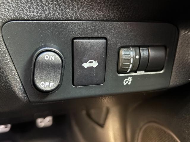 86 GT 6速マニュアル車(点検整備/車検9年4月/保証付き)(OZレーシングホイール)(純正メモリーナビ)(バックカメラ)(Bluetoothオーディオ)(ETC車載器)(フルセグTV)(CD・DVD再生)(36枚目)