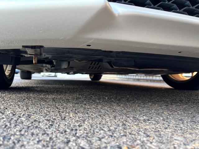 86 GT 6速マニュアル車(点検整備/車検9年4月/保証付き)(OZレーシングホイール)(純正メモリーナビ)(バックカメラ)(Bluetoothオーディオ)(ETC車載器)(フルセグTV)(CD・DVD再生)(57枚目)