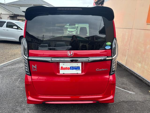 Ｎ－ＢＯＸカスタム Ｇ・Ｌホンダセンシング　ワンオーナー　禁煙車　当店７年間メンテナンス車両　ストラーダメモリーナビ　バックカメラ　Ｂｌｕｅｔｏｏｔｈオーディオ　ＣＤ　ＤＶＤ再生　地デジ　フルセグＴＶ　ＥＴＣ車載器　ホンダセンシング（10枚目）