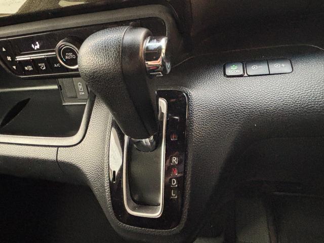 Ｎ－ＢＯＸカスタム Ｇ・Ｌホンダセンシング　ワンオーナー　禁煙車　当店７年間メンテナンス車両　ストラーダメモリーナビ　バックカメラ　Ｂｌｕｅｔｏｏｔｈオーディオ　ＣＤ　ＤＶＤ再生　地デジ　フルセグＴＶ　ＥＴＣ車載器　ホンダセンシング（51枚目）